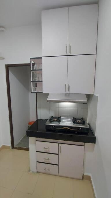 Jays Apartment - Colombo 02 At The Heart Of Convenience Ngoại thất bức ảnh